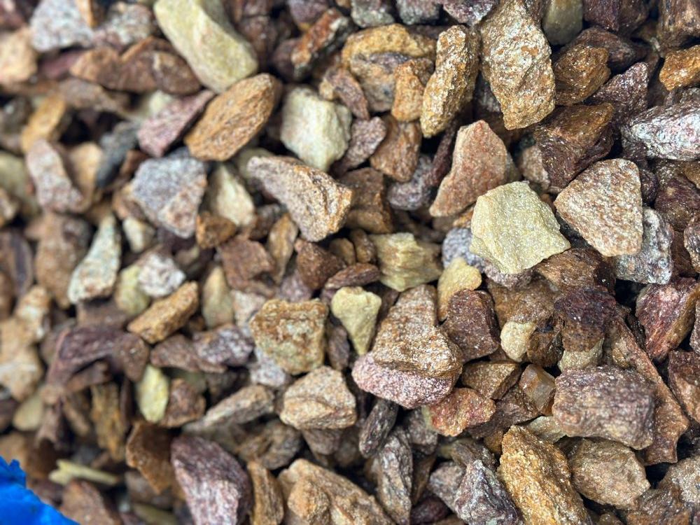 Златолит персиковый декоративная каменная крошка купить в Кизеле