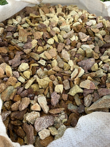 Златолит персиковый декоративная каменная крошка купить в Кизеле