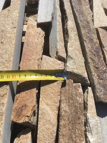 Горбушка златолит золотистый для облицовки купить в Кизеле