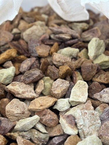 Златолит персиковый декоративная каменная крошка купить в Кизеле