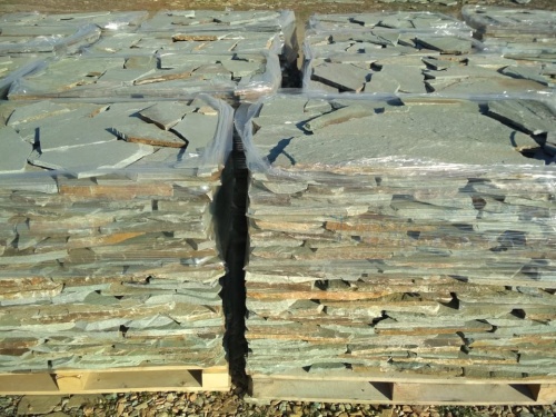 Плитняк златолит зелёный для цоколя, отмостки купить в Кизеле