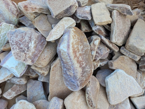 Златолит жёлтый, жёлто-зелёный глыбки и валуны для ланшафтного дизайна купить в Кизеле