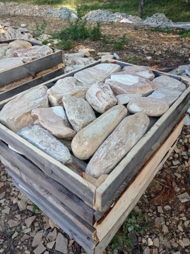 Златолит жёлтый, жёлто-зелёный глыбки и валуны для ланшафтного дизайна купить в Кизеле