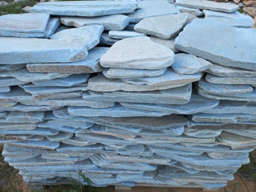 Плитняк златолит зелёный галтованный для цоколя купить в Кизеле